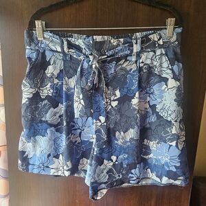 Eliane Rose Women's Blue Floral Tie-Waist Shorts Size Large